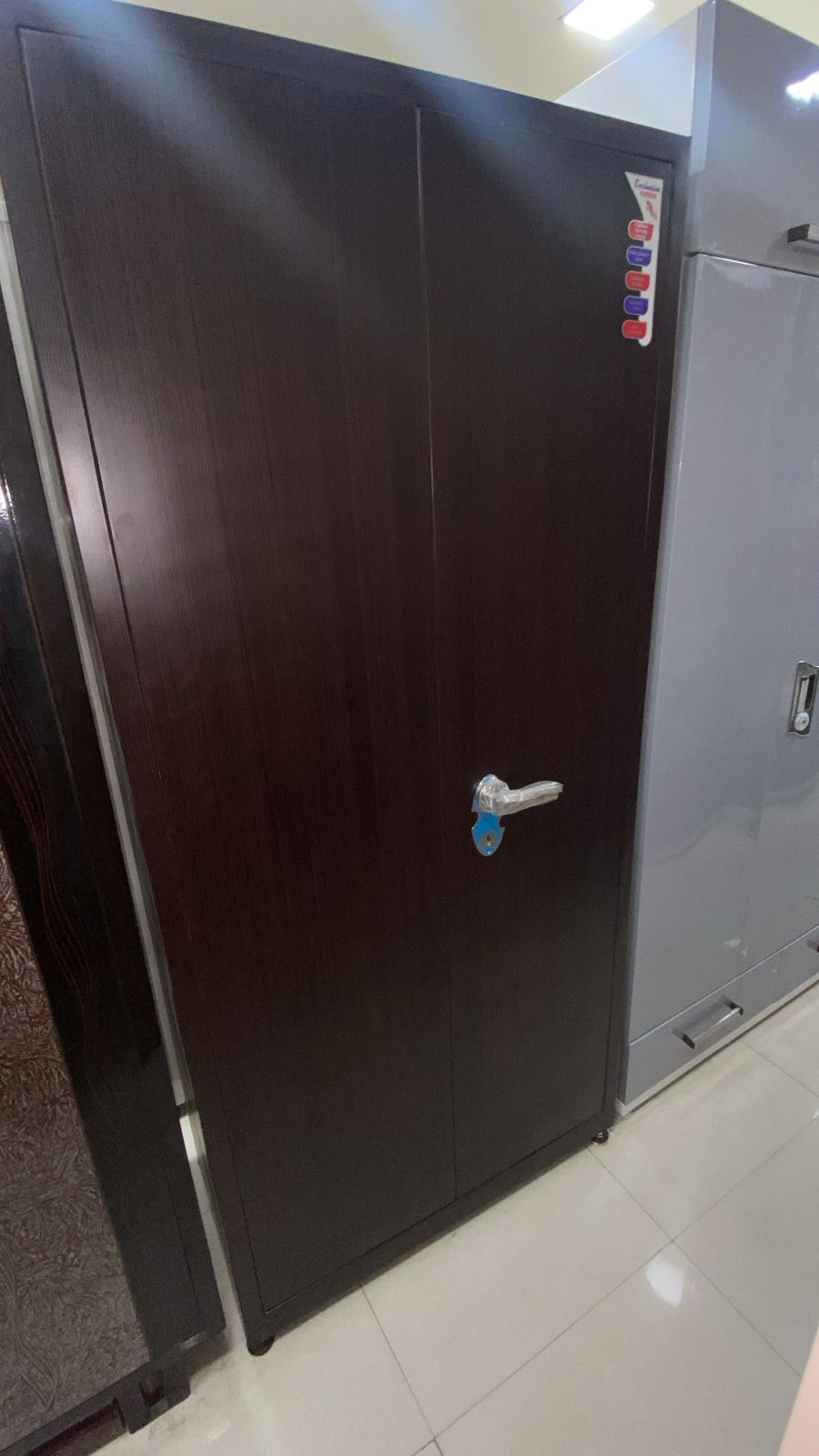 STEEL ALMIRAH FOR HOME